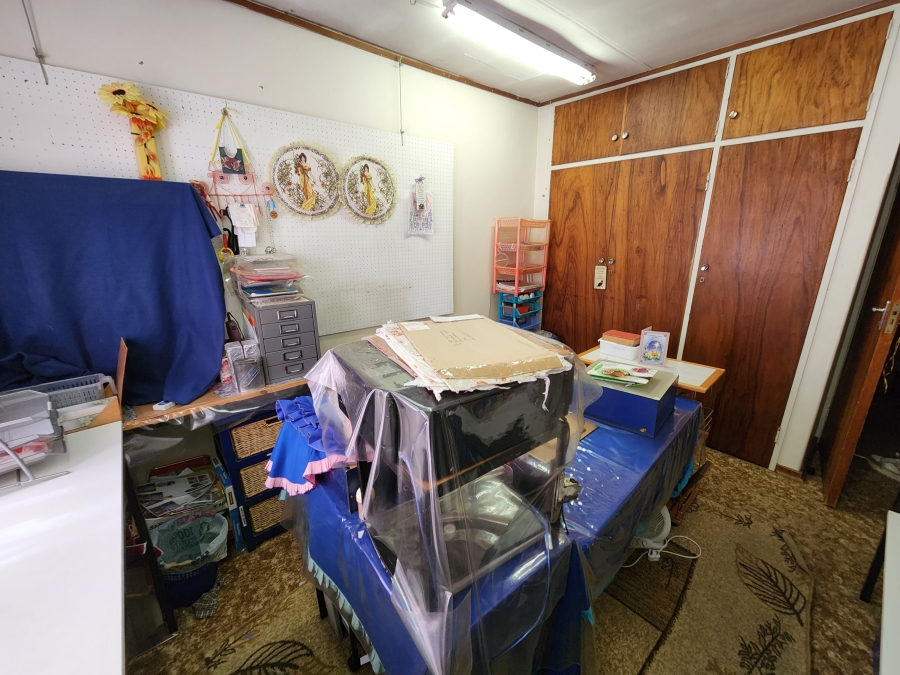 5 Bedroom Property for Sale in Sasolburg Ext 5 Free State
